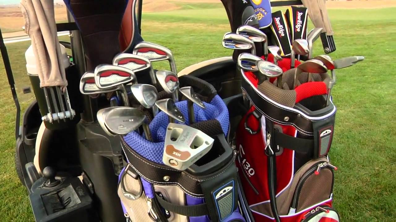 How to Put Golf Clubs in a Bag